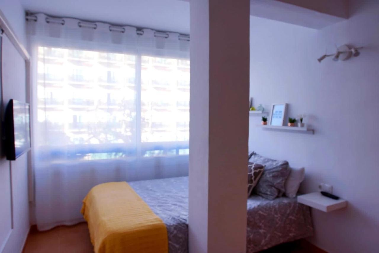 Apartamento La Carihuela Торремолинос Экстерьер фото