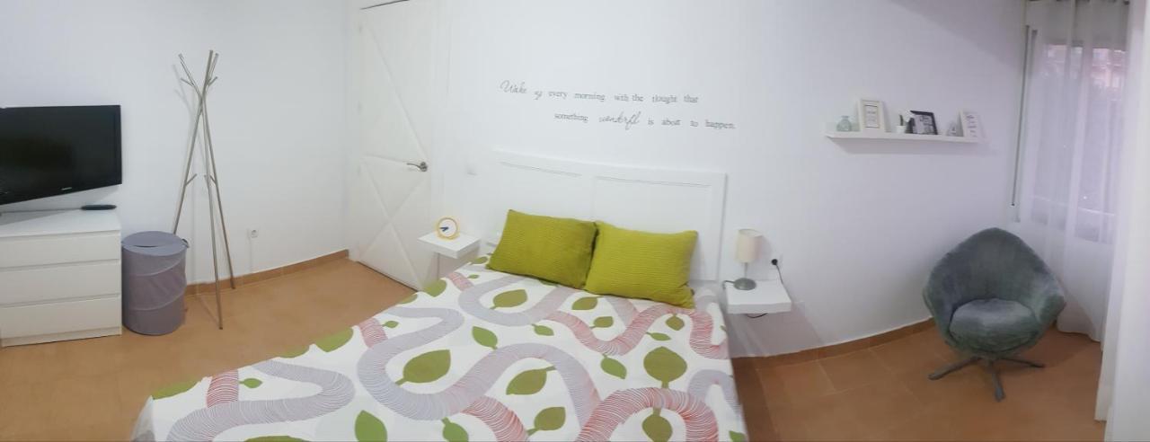 Apartamento La Carihuela Торремолинос Экстерьер фото